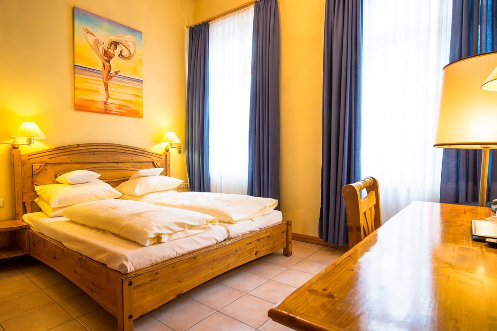 Allvitalis Traumhotel 카를스루에 외부 사진
